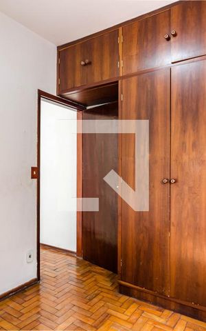 Casa à venda com 279m², 2 quartos e 2 vagas Casa à venda com 279m², 2 quartos e 2 vagasQuarto 1