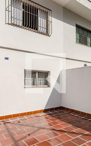 Casa à venda com 279m², 2 quartos e 2 vagas Casa à venda com 279m², 2 quartos e 2 vagasGaragem