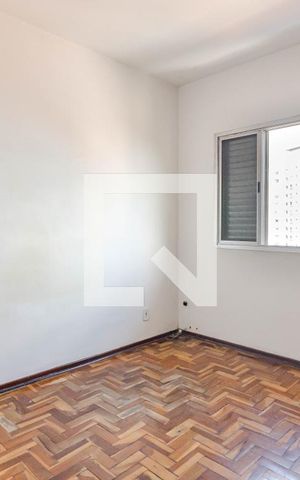 Casa à venda com 279m², 2 quartos e 2 vagas Casa à venda com 279m², 2 quartos e 2 vagasQuarto 2