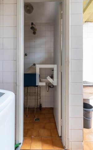 Casa para alugar com 180m², 3 quartos e 2 vagas1o. Andar - Banheiro de Serviço
