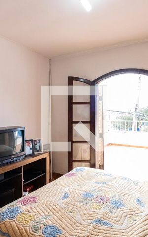Casa para alugar com 180m², 3 quartos e 2 vagas2o. Andar - Suíte