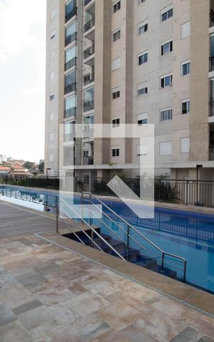 Apartamento à venda com 53m², 2 quartos e 1 vaga Apartamento à venda com 53m², 2 quartos e 1 vagaÁrea comum - Piscina