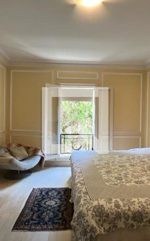 Casa à venda com 500m², 4 quartos e 4 vagas Casa à venda com 500m², 4 quartos e 4 vagasSuíte 4