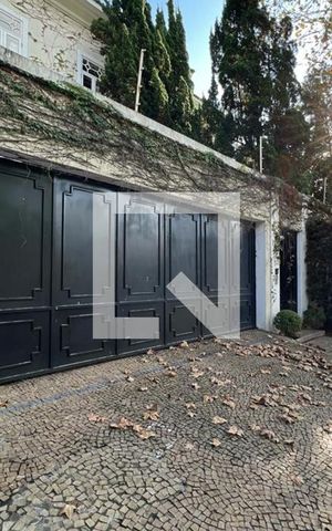 Casa à venda com 500m², 4 quartos e 4 vagas