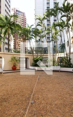 Apartamento à venda com 220m², 4 quartos e 3 vagas Apartamento à venda com 220m², 4 quartos e 3 vagasÁrea comum