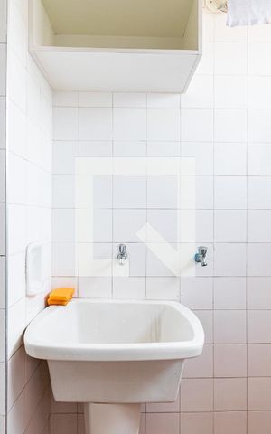 Apartamento à venda com 70m², 2 quartos e 1 vaga Apartamento à venda com 70m², 2 quartos e 1 vagaLavanderia
