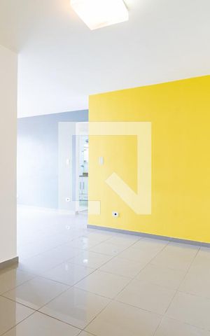 Apartamento à venda com 70m², 2 quartos e 1 vaga Apartamento à venda com 70m², 2 quartos e 1 vagaSala de Jantar