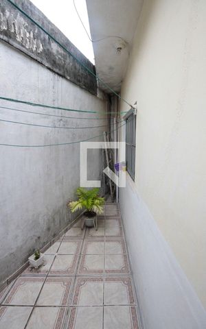 Casa à venda com 170m², 2 quartos e 1 vaga Casa à venda com 170m², 2 quartos e 1 vagaÁrea Externa