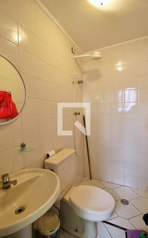 Apartamento à venda com 140m², 3 quartos e 2 vagasBanheiro de Serviço