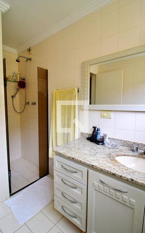 Apartamento à venda com 140m², 3 quartos e 2 vagasBanheiro