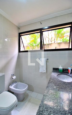 Apartamento à venda com 140m², 3 quartos e 2 vagasBanheiro da Suíte
