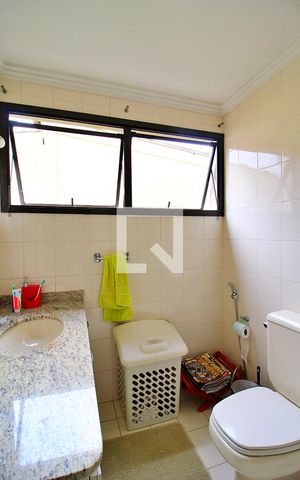 Apartamento à venda com 140m², 3 quartos e 2 vagasBanheiro