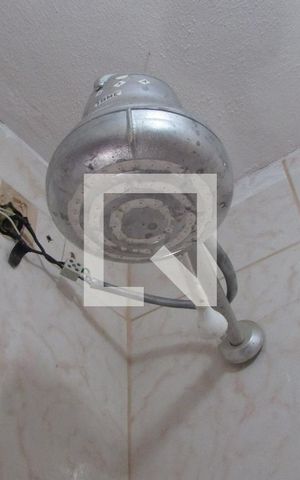 Casa à venda com 160m², 4 quartos e 5 vagasDucha