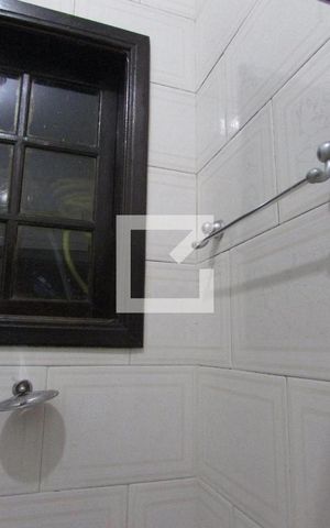 Casa à venda com 160m², 4 quartos e 5 vagasDetalhe do Banheiro da Suite 2