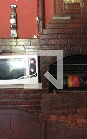 Casa à venda com 160m², 4 quartos e 5 vagasChurrasqueira