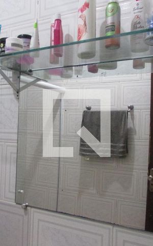 Casa à venda com 160m², 4 quartos e 5 vagasDetalhe do Banheiro da Suite 1