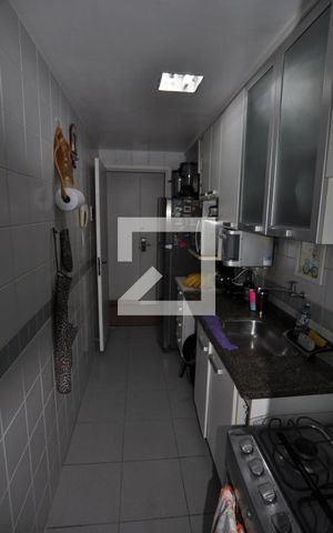 Apartamento à venda com 64m², 3 quartos e 1 vagaCozinha - Armários