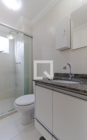 Apartamento para alugar com 60m², 2 quartos e 1 vaga Apartamento para alugar com 60m², 2 quartos e 1 vagaBanheiro