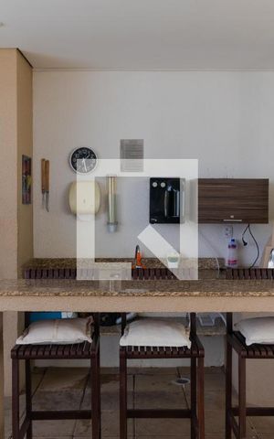 Apartamento para alugar com 60m², 2 quartos e 1 vaga Apartamento para alugar com 60m², 2 quartos e 1 vagaÁrea Comum - churrasqueira e forno de pizza 01