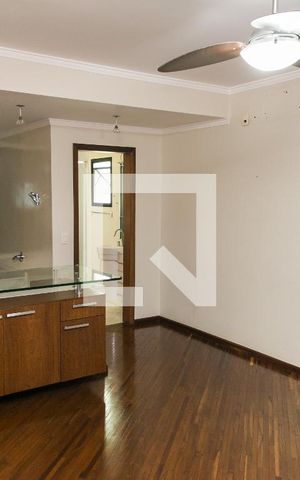 Casa para alugar com 600m², 4 quartos e 4 vagas Casa para alugar com 600m², 4 quartos e 4 vagasSuíte 1