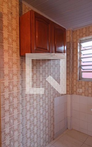 Casa para alugar com 49m², 1 quarto e 1 vagaÁrea de Serviço