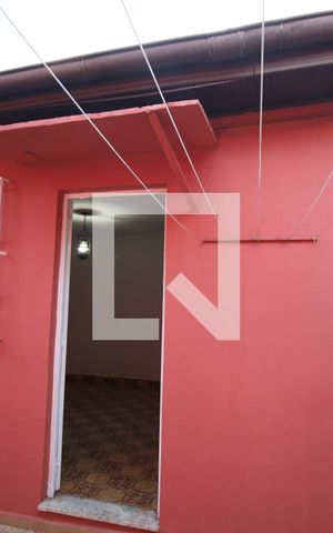Casa para alugar com 49m², 1 quarto e 1 vagaFachada