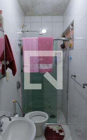 Casa à venda com 130m², 2 quartos e 1 vagaBanheiro 1