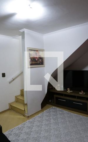 Casa à venda com 130m², 2 quartos e 1 vagaSala