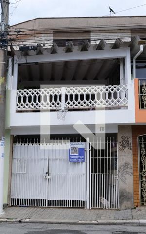 Casa à venda com 130m², 2 quartos e 1 vagaFachada