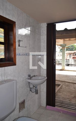Casa de condomínio à venda com 170m², 5 quartos e 1 vagaTerraço - Banheiro