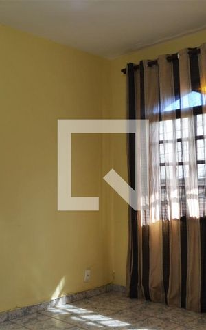 Casa de condomínio à venda com 170m², 5 quartos e 1 vagaSala