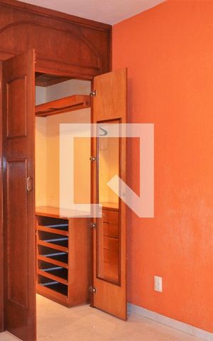 Casa de condomínio à venda com 170m², 5 quartos e 1 vagaQuarto 2
