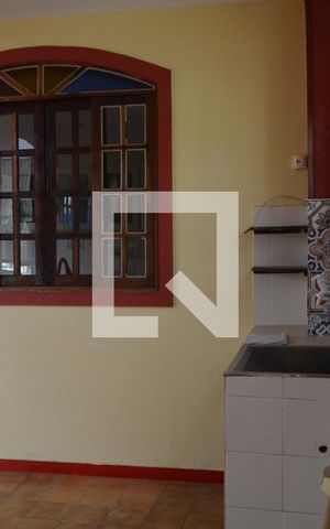 Casa de condomínio à venda com 170m², 5 quartos e 1 vagaÁrea de Serviço