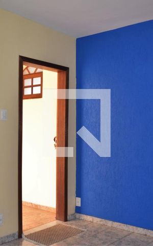Casa de condomínio à venda com 170m², 5 quartos e 1 vagaSala