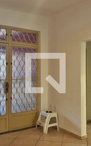 Casa de condomínio à venda com 85m², 2 quartos e 1 vaga Casa de condomínio à venda com 85m², 2 quartos e 1 vagaSala