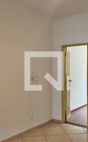 Casa de condomínio à venda com 85m², 2 quartos e 1 vaga Casa de condomínio à venda com 85m², 2 quartos e 1 vagaSala