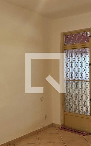 Casa de condomínio à venda com 85m², 2 quartos e 1 vaga Casa de condomínio à venda com 85m², 2 quartos e 1 vagaSala