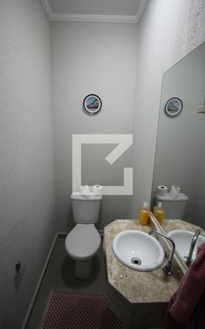 Casa à venda com 171m², 3 quartos e 5 vagasLavabo