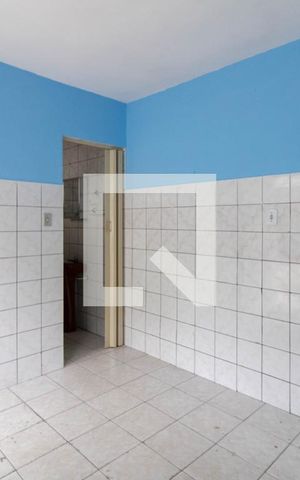 Casa para alugar com 40m², 1 quarto e 1 vaga Casa para alugar com 40m², 1 quarto e 1 vagaCozinha