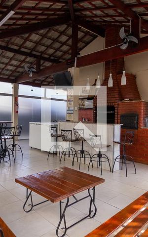 Apartamento à venda com 47m², 2 quartos e 1 vaga Apartamento à venda com 47m², 2 quartos e 1 vagaÁrea comum - Churrasqueira