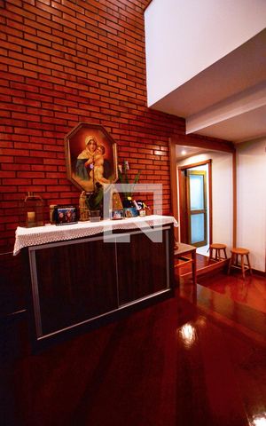 Casa de condomínio à venda com 363m², 3 quartos e 4 vagasHall de Entrada