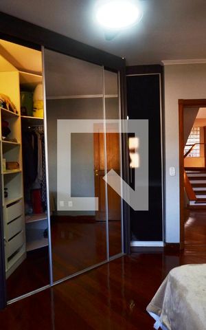 Casa de condomínio à venda com 363m², 3 quartos e 4 vagasQuarto 1