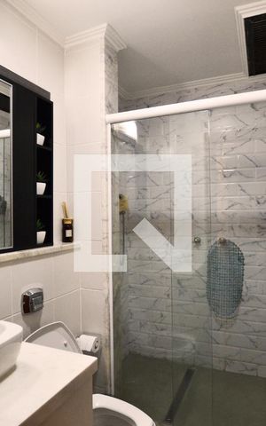 Casa de condomínio à venda com 363m², 3 quartos e 4 vagasBanheiro