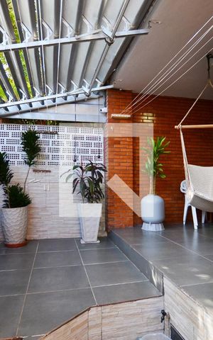 Casa de condomínio à venda com 363m², 3 quartos e 4 vagasVaranda