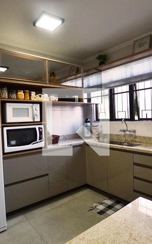 Casa de condomínio à venda com 363m², 3 quartos e 4 vagasCozinha