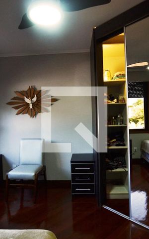 Casa de condomínio à venda com 363m², 3 quartos e 4 vagasQuarto 1