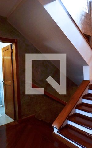 Casa de condomínio à venda com 363m², 3 quartos e 4 vagasHall