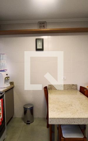 Casa de condomínio à venda com 363m², 3 quartos e 4 vagasCozinha