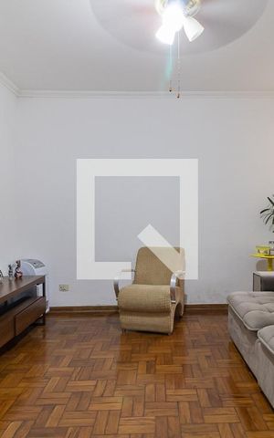 Casa à venda com 200m², 3 quartos e 1 vaga Casa à venda com 200m², 3 quartos e 1 vagaSala