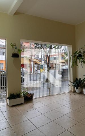 Casa à venda com 200m², 3 quartos e 1 vaga Casa à venda com 200m², 3 quartos e 1 vagaGaragem